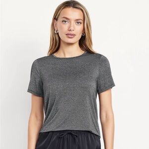 Old Navy Luxe Crew-Neck Shine T-
Shirt Silver Shine Medium NWT